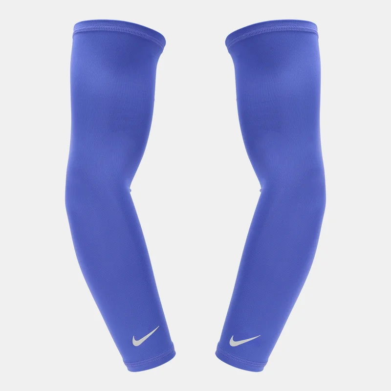 نايكي أكمام أذرع خفيفة الوزن .